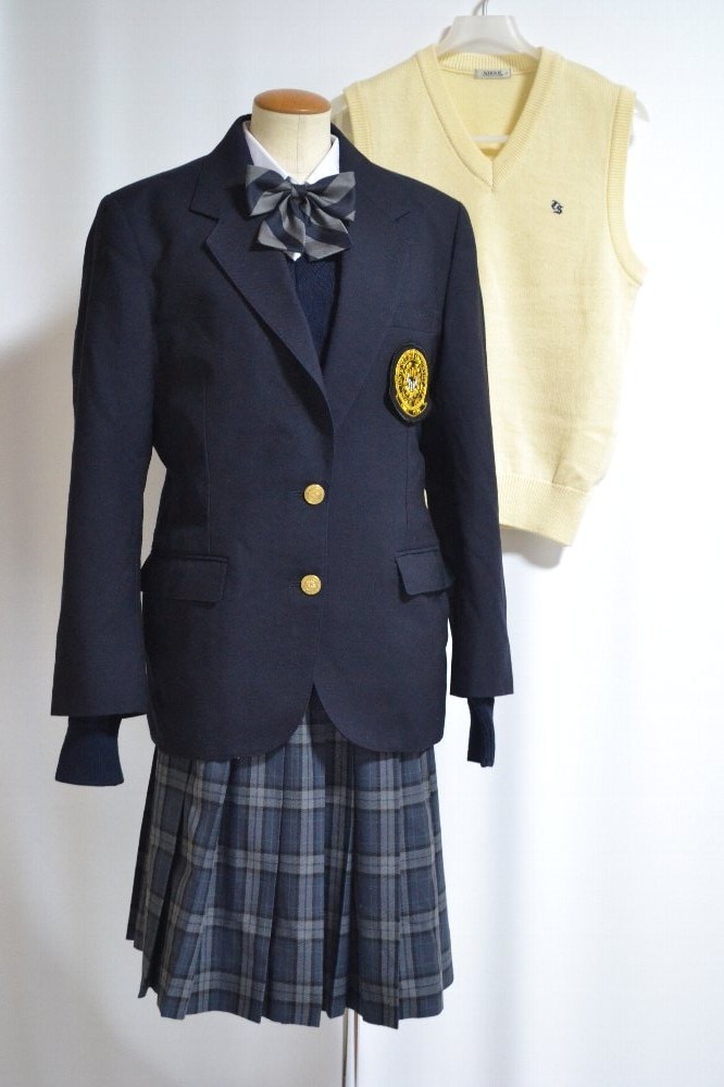 東京成徳大学高等学校　制服